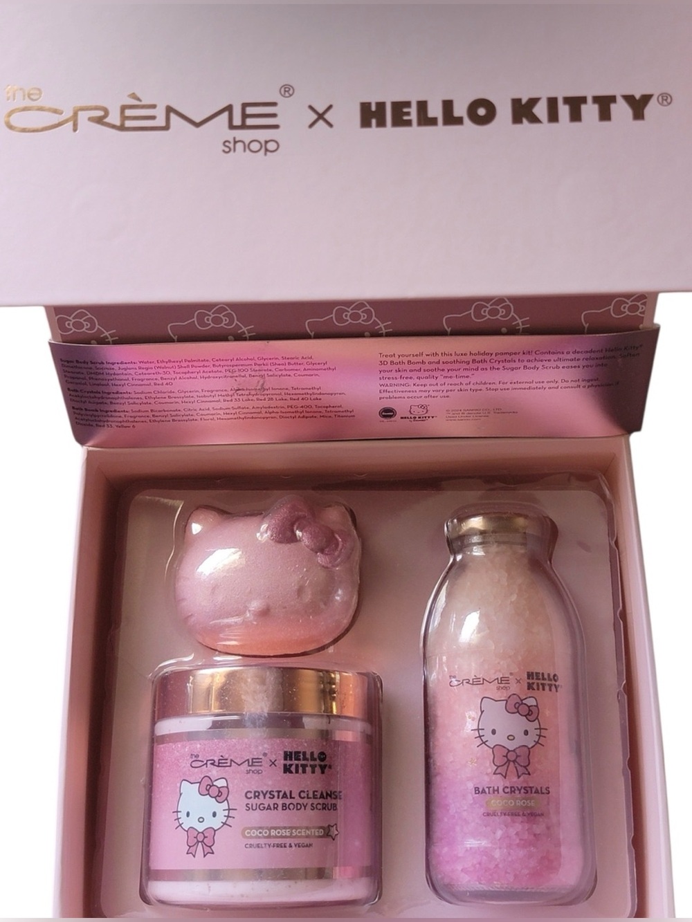 The Crème Shop x Hello Kitty Luxury Spa Set - Picture 2 of 6